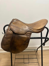 Load image into Gallery viewer, Stubben Parzival CC Portos II Deluxe.
